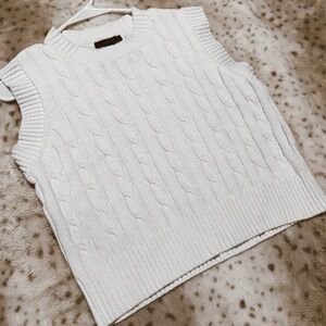 Forever 21 White Crew Neck Sweater Vest